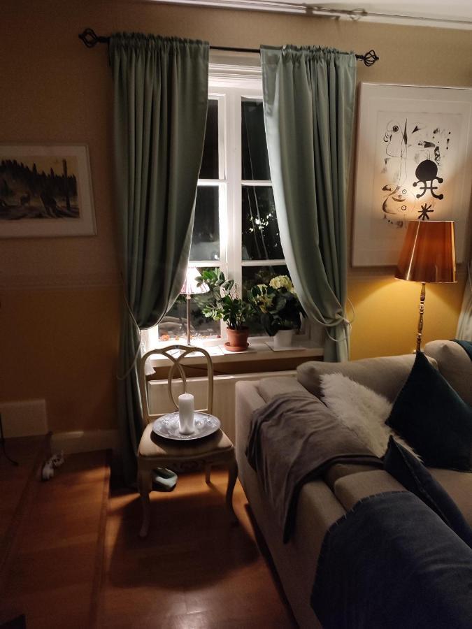 NorrtäljeDen Unika Sekelskiftsvaningen.アパートメント エクステリア 写真