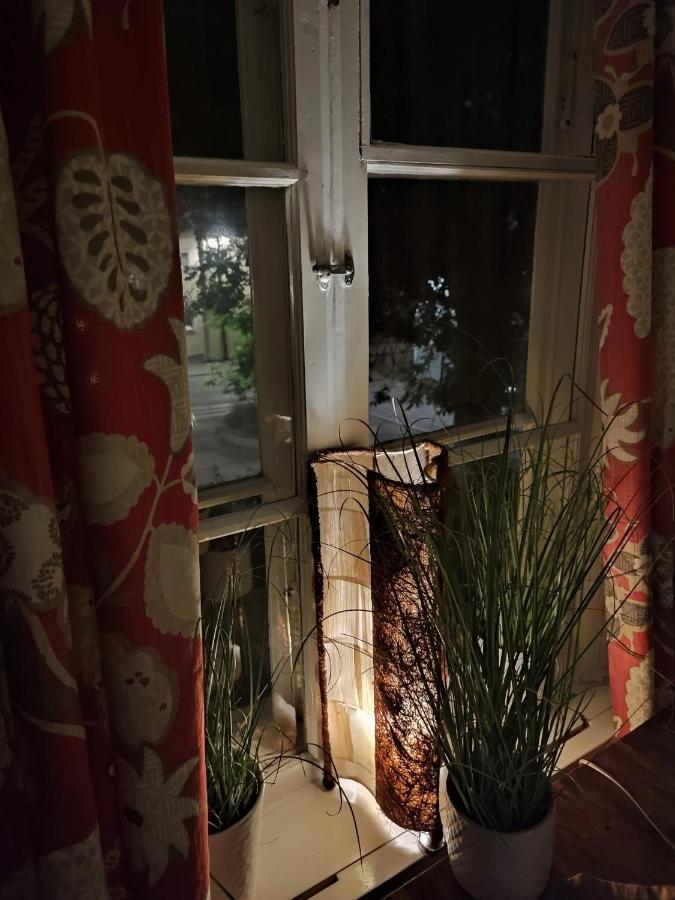 NorrtäljeDen Unika Sekelskiftsvaningen.アパートメント エクステリア 写真